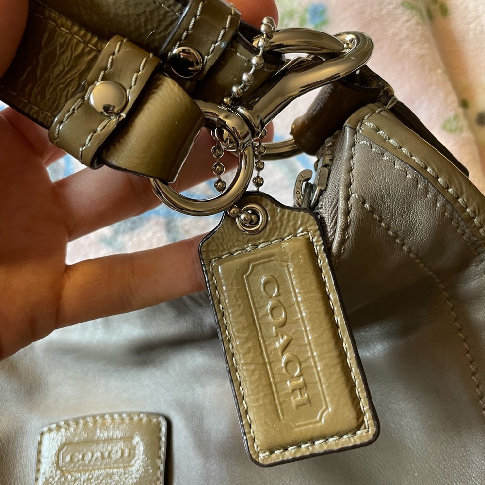 Vintage Coach Leather Handbag with Dust Bag - Picture 2 of 11